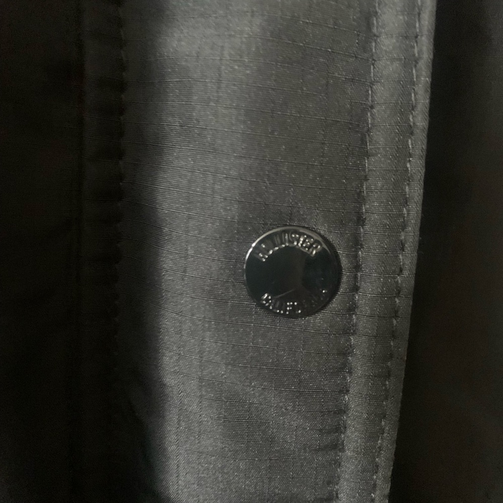 Hollister Black All-Weather Raincoat READ - DISCLOSED FLAWS with photos - Picture 5 of 14